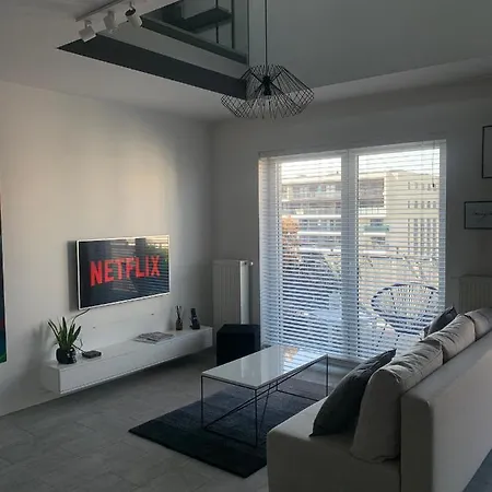 Two-levels Penthouse With A Garden In The City Center Łódź