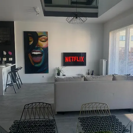 Appartement Two-levels Penthouse With A Garden In The City Center *