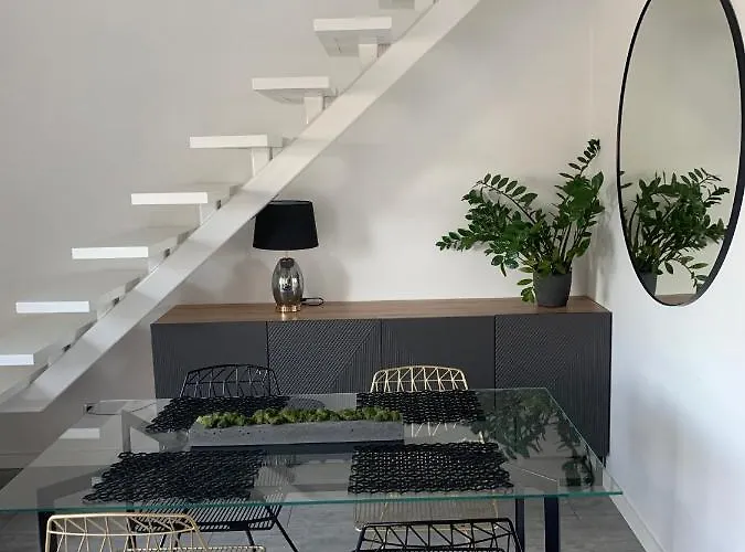 Lejlighed Two-levels Penthouse With A Garden In The City Center Łódź