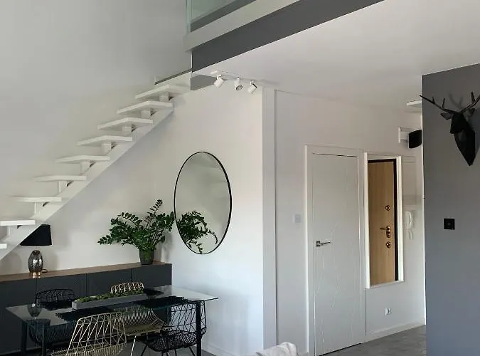 Two-levels Penthouse With A Garden In The City Center * Łódź