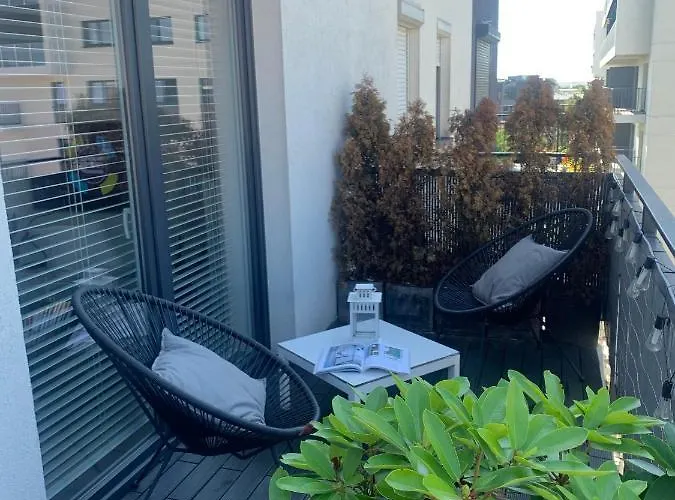 Two-levels Penthouse With A Garden In The City Center 우치