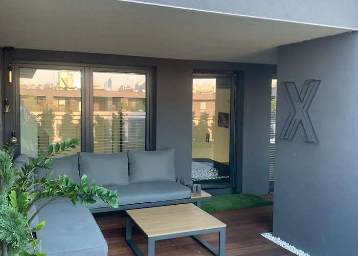 Lejlighed Two-levels Penthouse With A Garden In The City Center